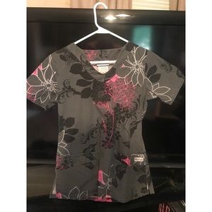 Scrub top